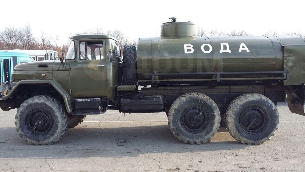 Доставка технической и питьевой воды.