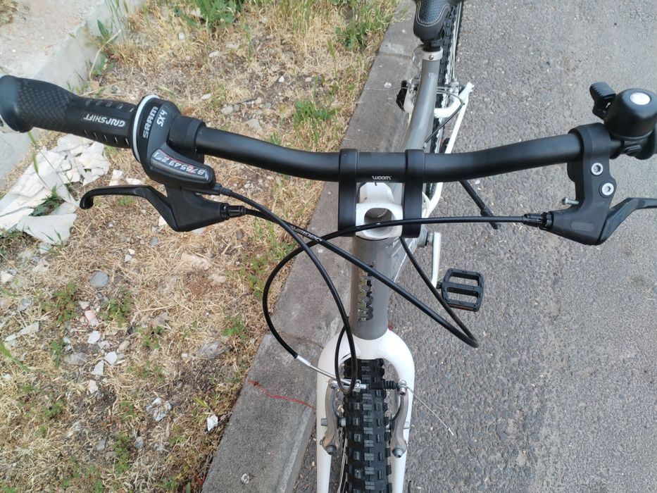 Bicicleta Woom 6 aluminiu fff usoara