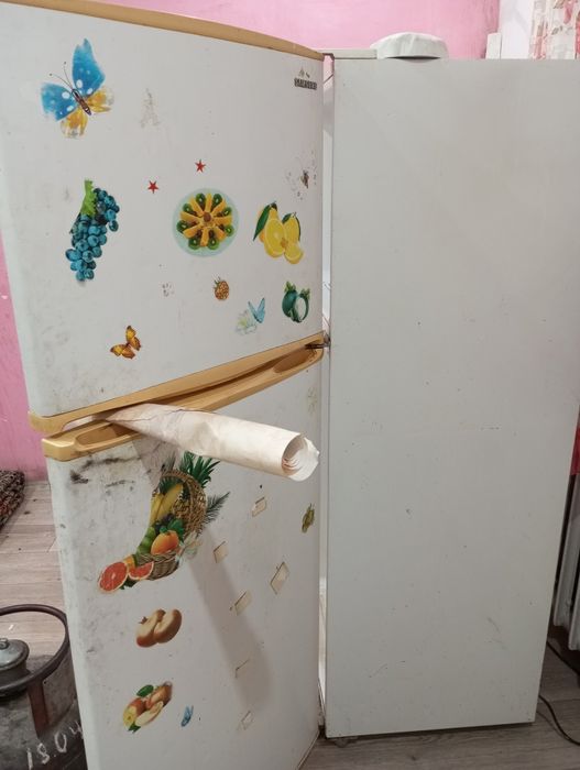 Продам холодильник