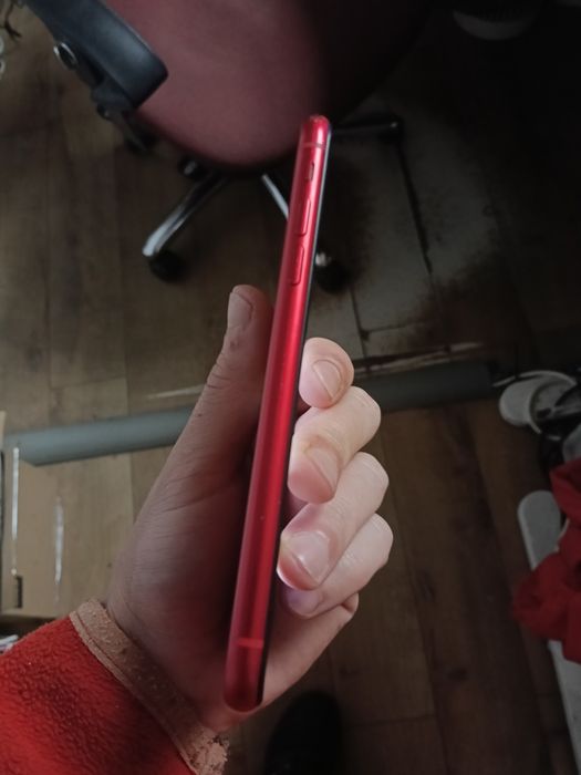 iPhone 11 Red  neverlock