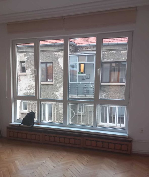 Продава се Тристаен апартамент в София, Център - 92 кв.м за 6087 €/кв.м - Снимка #1