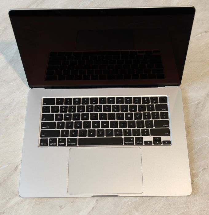 MacBook Air 15 M4 24/1TB 3 цикла