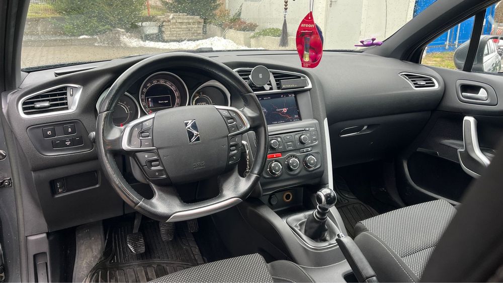 Citroen DS4 1.6e-hdi 2013