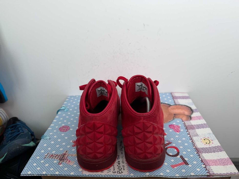 Jordan Instigator "Gym Red"оригинални маратонки 45 номер