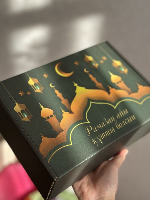 Подарочные боксы срочно