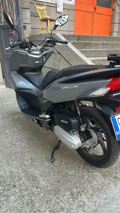 Honda PCX 125 - 8000 km 2017 г.
