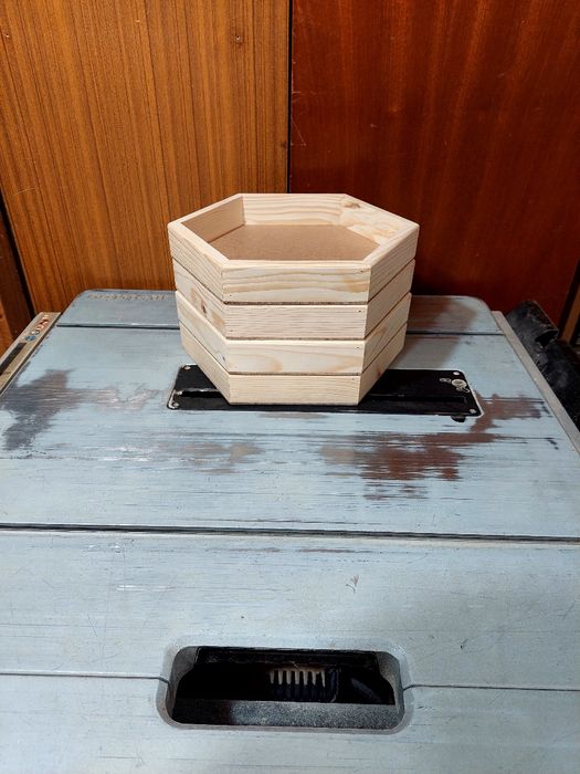 Шестоъгълна дървена рамка, Дървена рамка пчелна пита