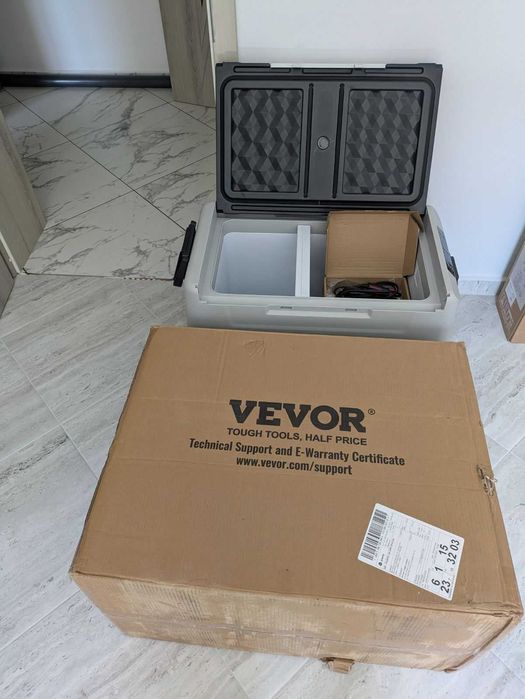 Vevor хладилник с фризер за къмпинг