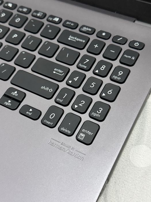 Asus X545F pentru piese.