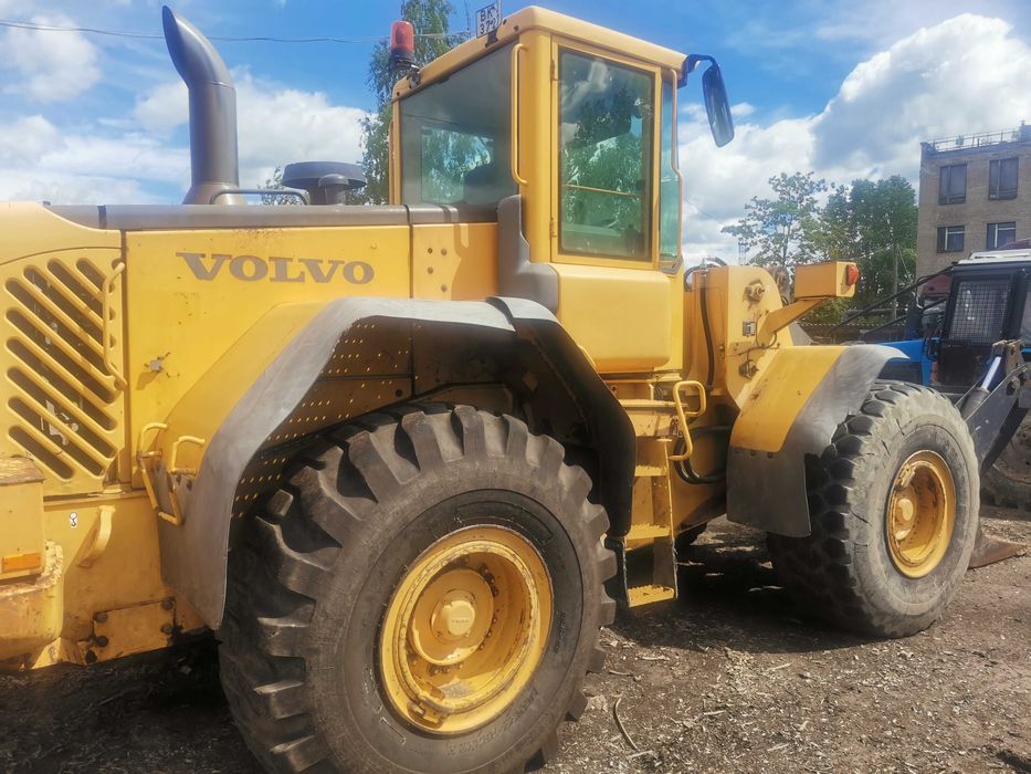 Погрузчик Volvo L120F