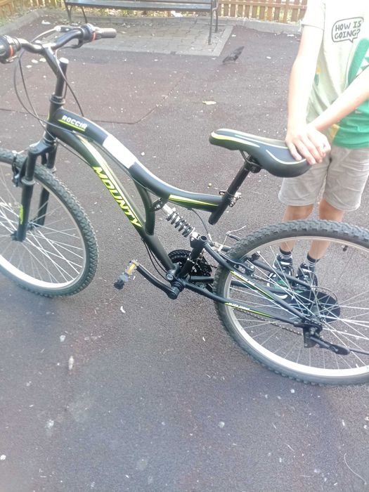Biciclete întreținute montenbike și copii