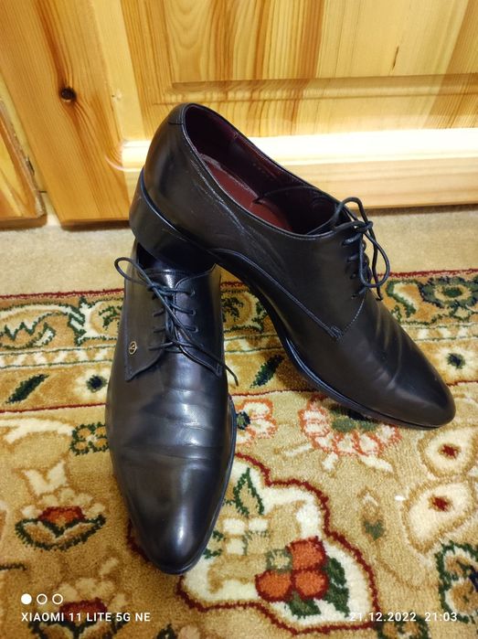 Продаю туфли кожаный итальянский
