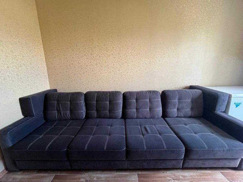 Диван для гостиной