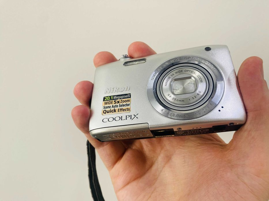 Продам камеру Nikon Coolpix A100