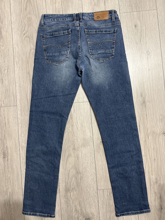 Blugi Lee Cooper. Model Edgar