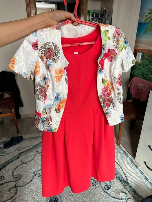 Продам платье б/у в отличном состоянии