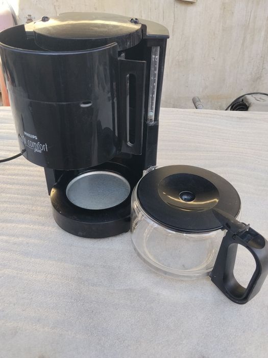 Две капельные кофемашины Филипс и Артель