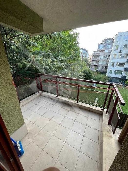 Дава се под наем Тристаен апартамент в София, Манастирски ливади - 105 кв.м за 872.61 € - Снимка #3