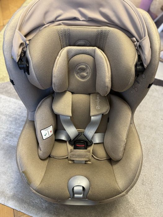 Стол за кола Cybex Sirona T i-Size Plus + база, 40–105 cm, 360°