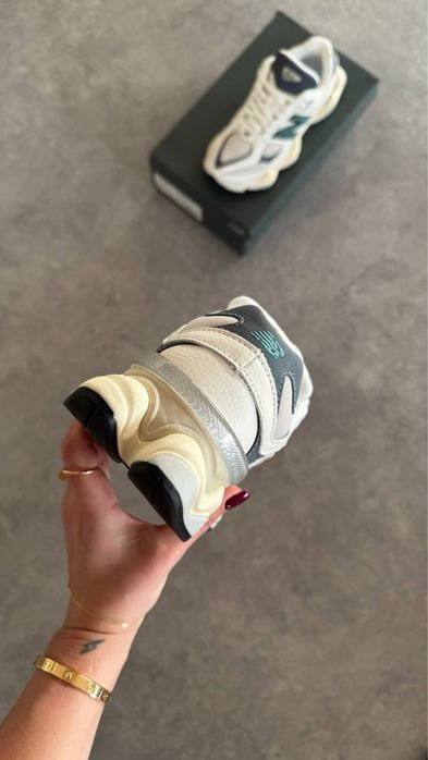 New Balance 9060 New Spruce