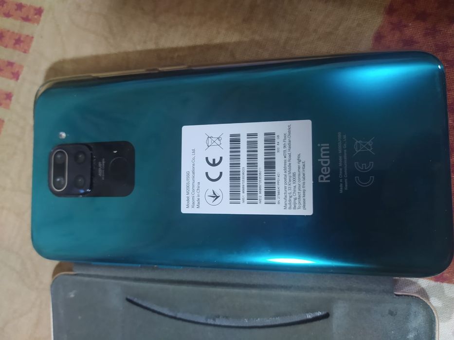 Срочно продам редми нот 9