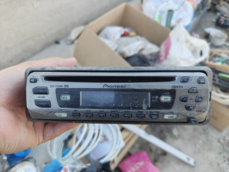 Автомагнитолла Pioneer