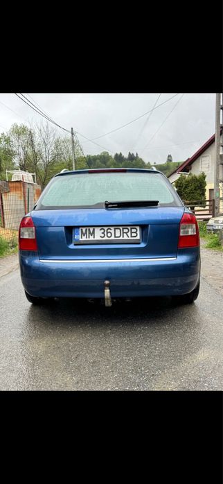 AUDI A4 2004 — imagine 4