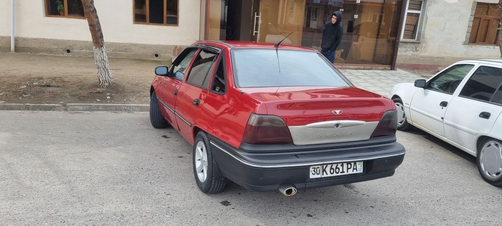 Нексия 1 1999 сонс