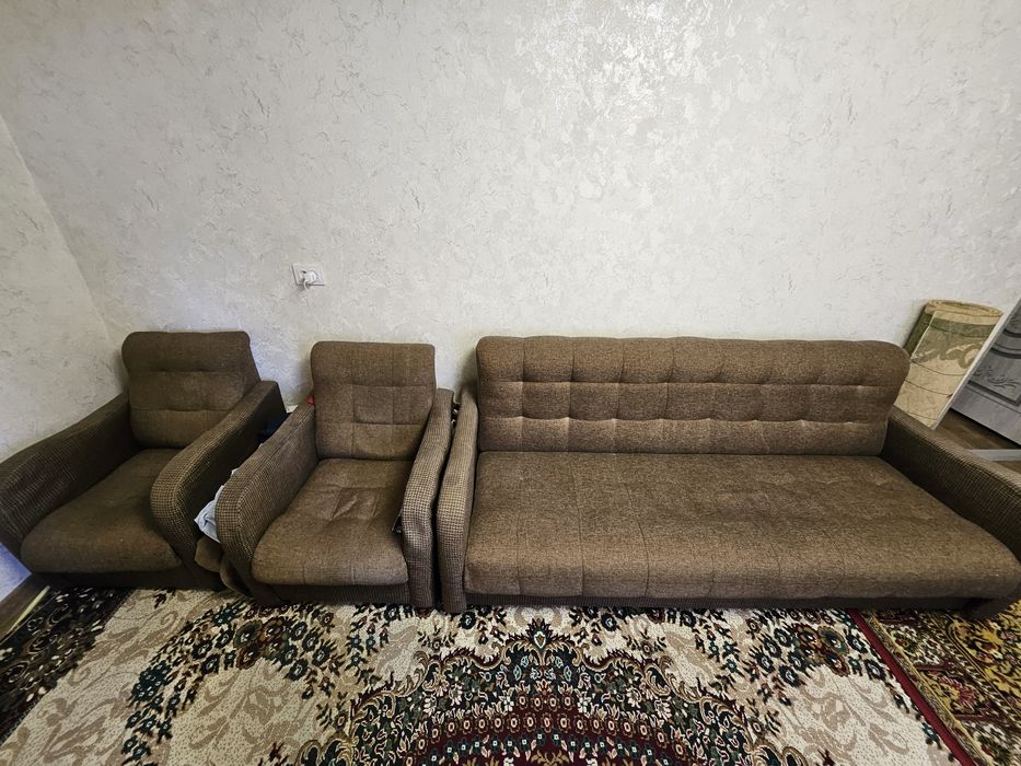 ПРОДАЕТСЯ ДИВАН,без повреждений,мягкий, с нашей для вещей