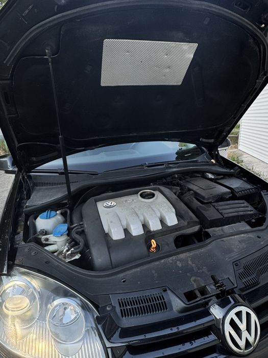 VOLKSWAGEN Golf 2004 — imagine 4