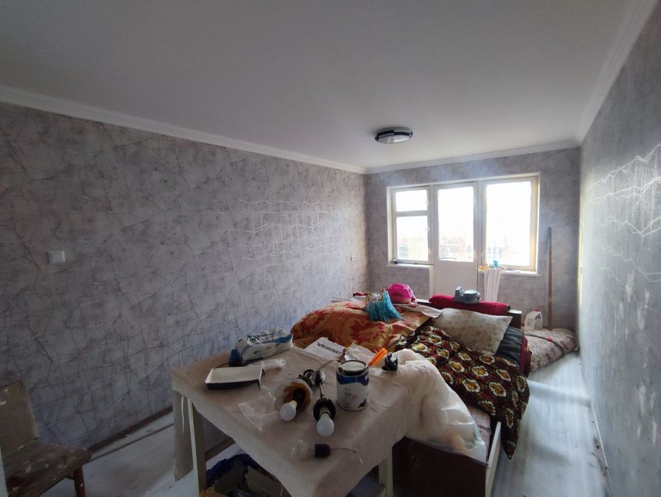 Kvartira masifsa 3xonali 4 etajda