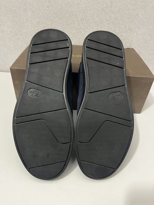 Продам обувь Corneli