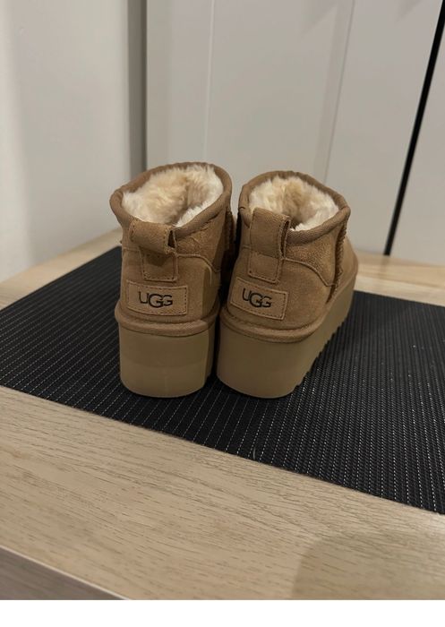 Papuci UGG maro marime 36