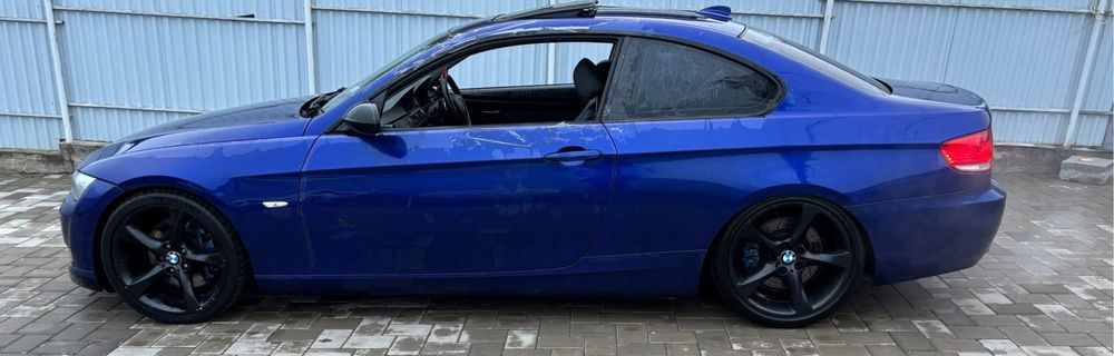 Dezmembrez BMW 335i E92 3.0i bi-turbo Recaro incalzit,Trapa,Logic 7