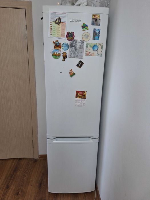 Продам холодильник