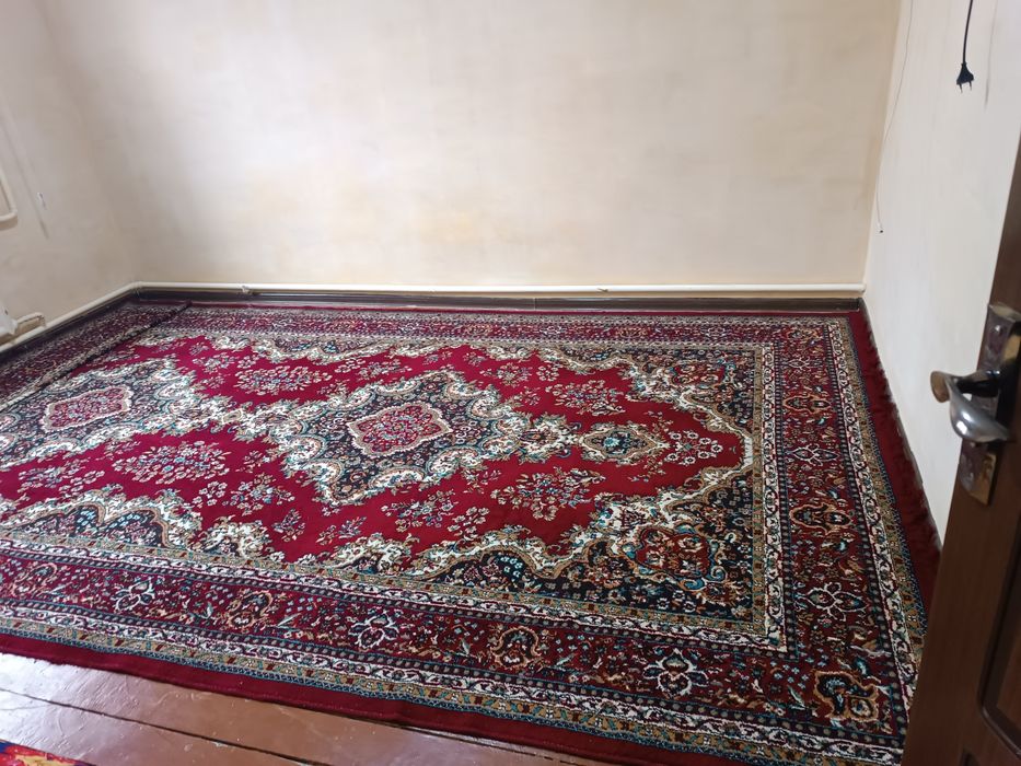 Продается ковер на 2,5х5