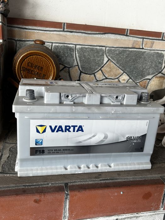 Акумулатор Varta 12V 85 Ah 800A(EN]