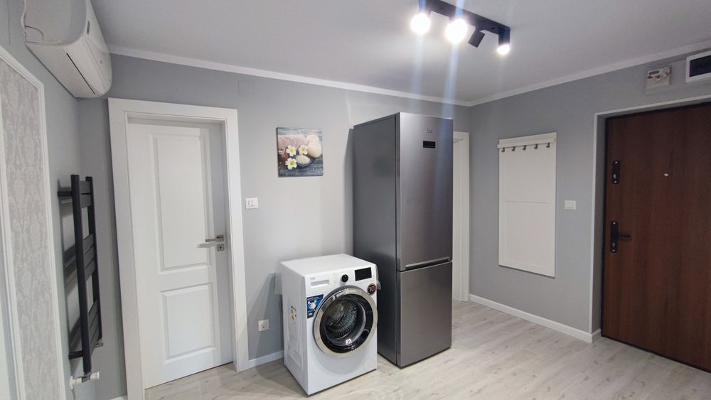 Aparament Medicina Noua - chirie 3 decomandate AC , centrala