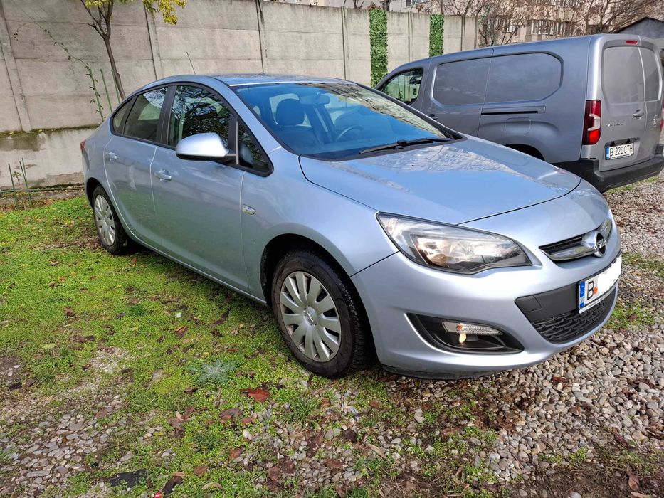 Opel Astra J 2016 1.4 turbo
