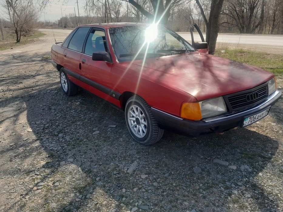 Продам. Ауди 100