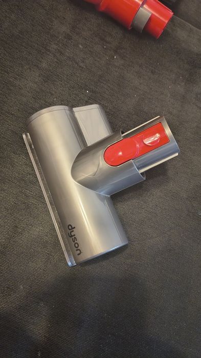 Dyson V10 absolute