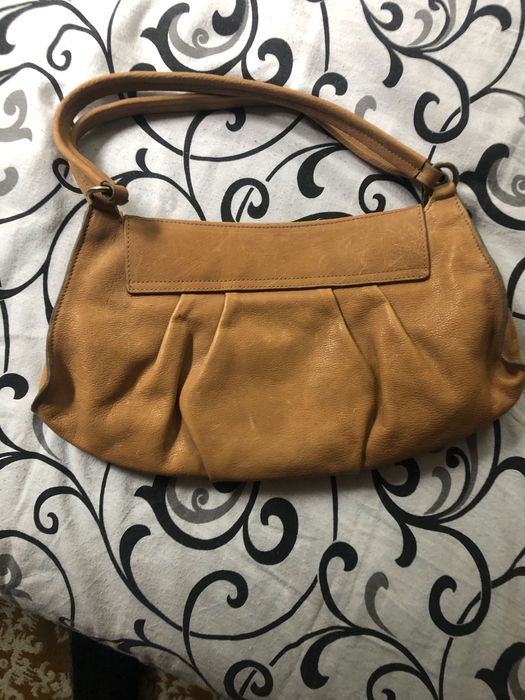 Кожена дамска чанта FURLA