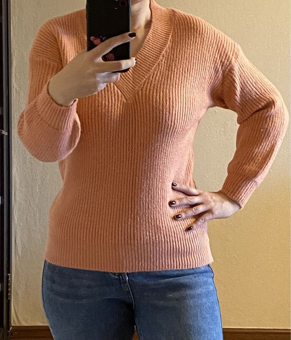 Продам кофты, футболки