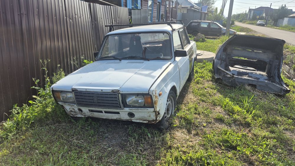 Продам жигули 2107