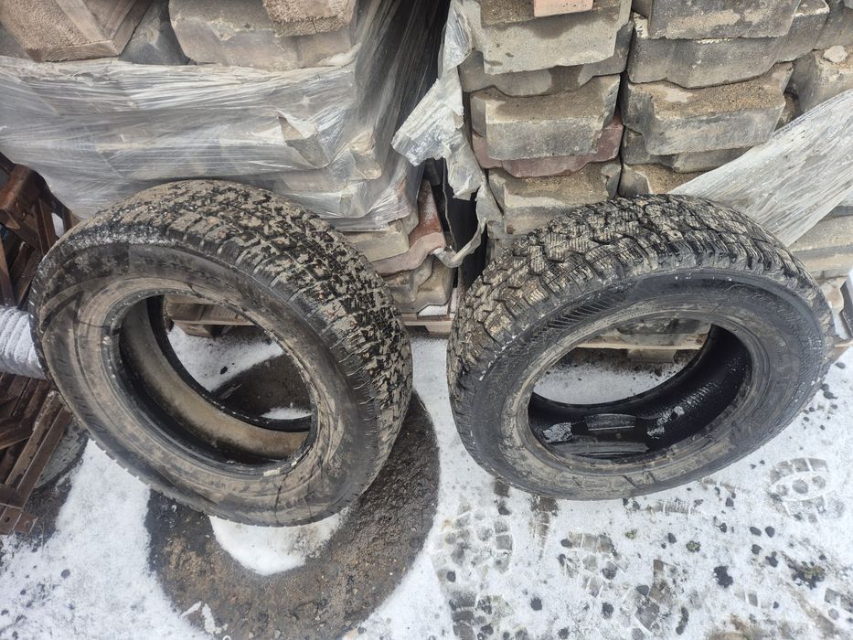 Шины зимние шипы