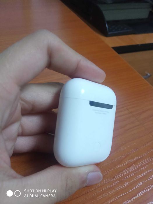 Airpods karobka