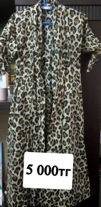 Срочно продам платья