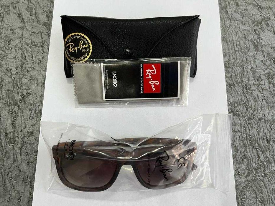 Ray-Ban Polarizati Justin RB4165 865/T5 ochelari de soare unisex