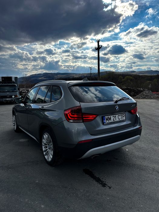 BMW X1 2011 — imagine 3