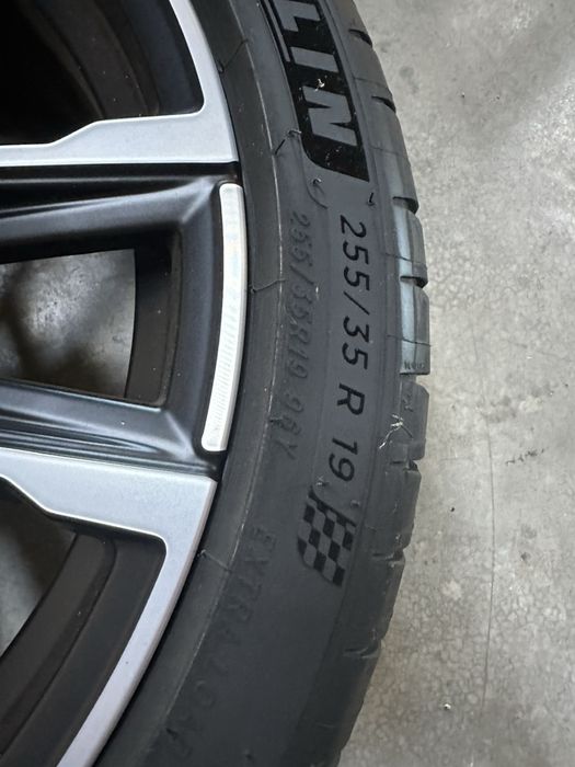Bmw G20/G22/G26 19 цола джанти със гуми 225/40/19 255/35/19